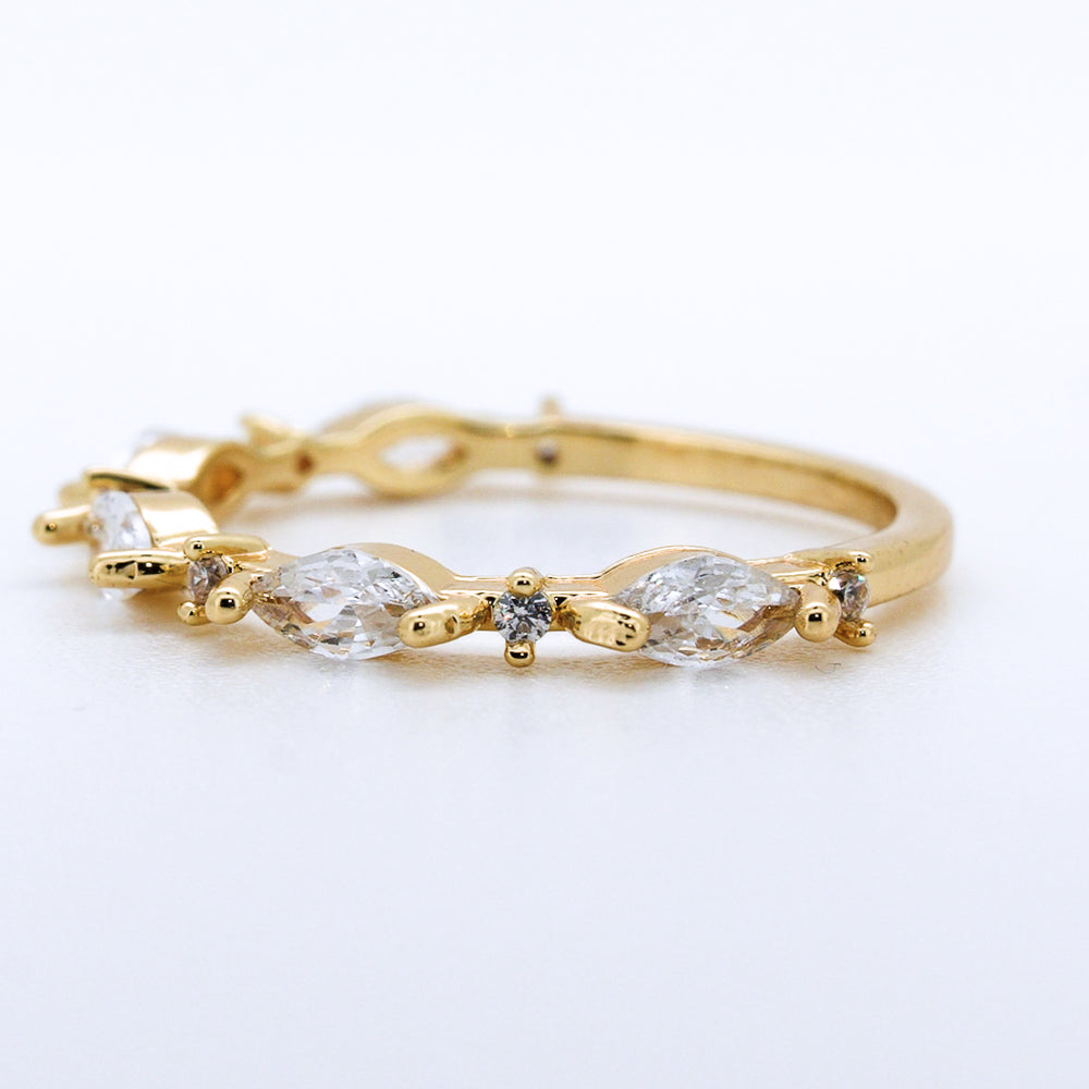 Anillo de oro 14k con diamantes de laboratorio (vista 2)