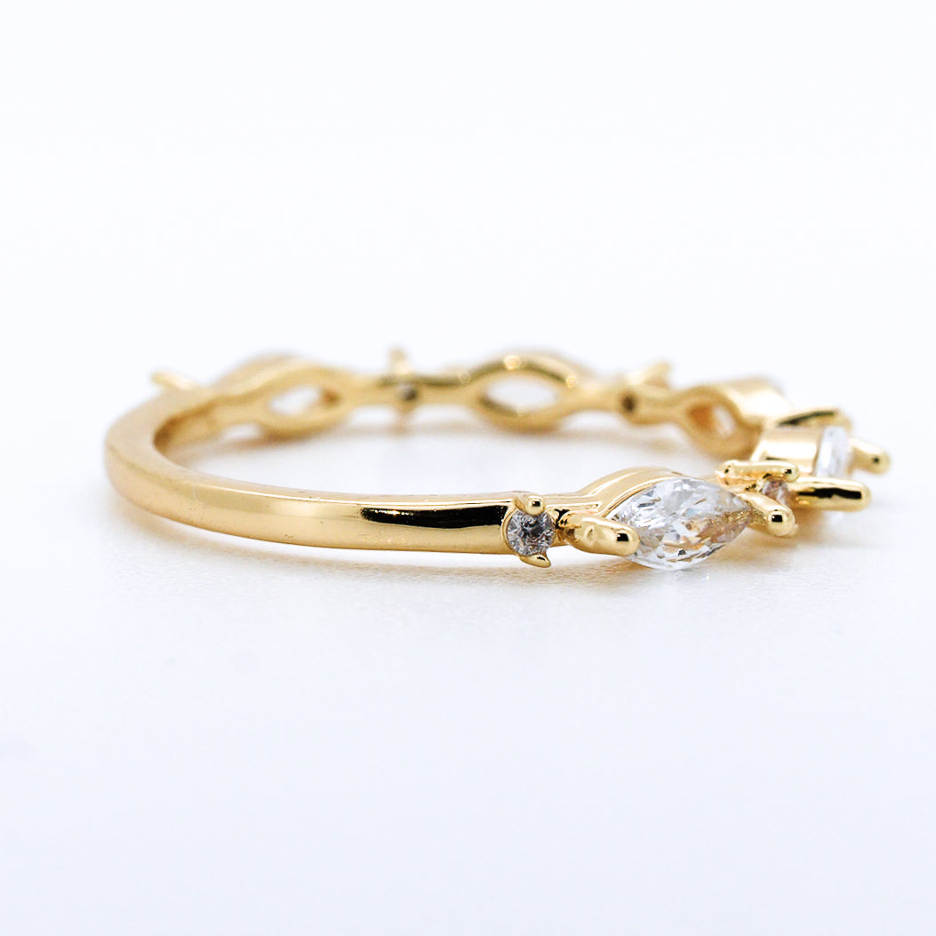 Anillo de oro 14k con diamantes de laboratorio