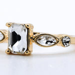 Anillo de Compromiso Esmeralda en Oro Amarillo 14k con Diamante de Laboratorio 1ct y Piedras Laterales (vista 5)