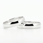 Argollas de matrimonio lisas de plata .925 de pie, acabado espejo y diseño cómodo para uso diario