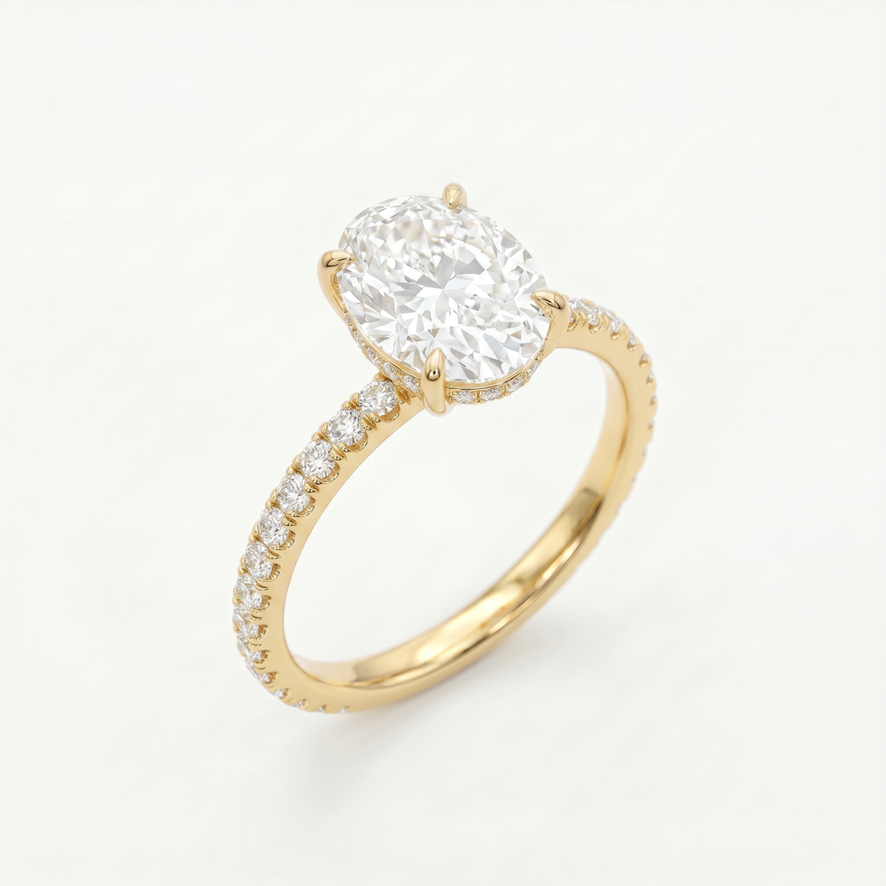 Anillo de Compromiso Pavé de Oro 14k con Diamante Corte Oval